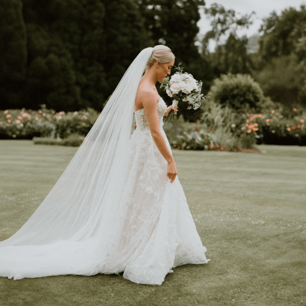 Timeless White Blooms and Classic Romance at Allie & Rob’s Wedding
