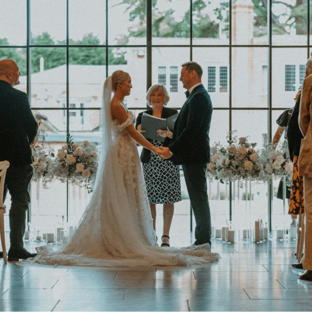 Timeless White Blooms and Classic Romance at Allie & Rob’s Wedding